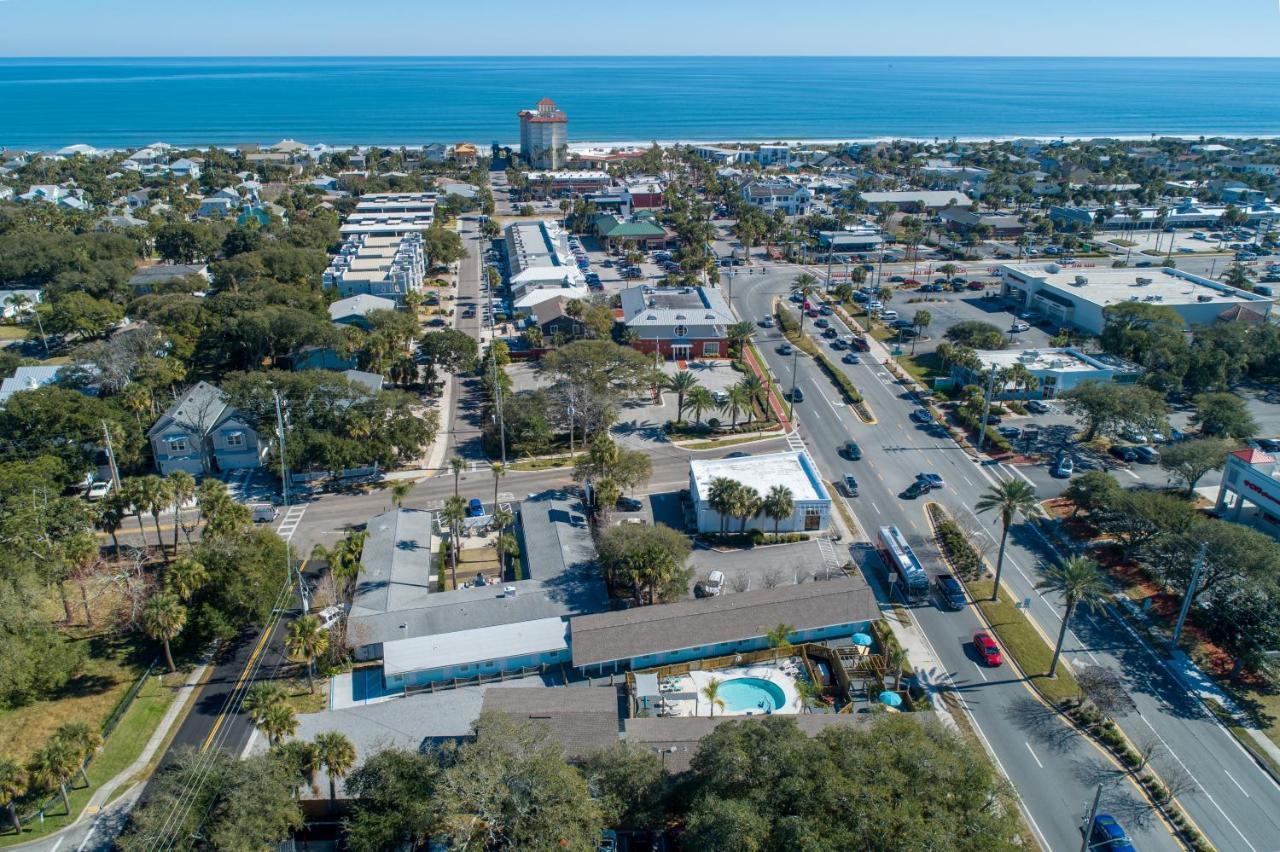 Salt Air Inn & Suites Atlantic Beach Exterior photo